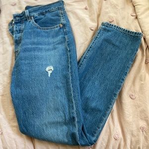 Levi’s 501 High rise distressed zip fly